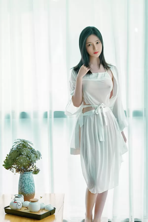 极品女神年年 – 夏日么么茶纯美之致