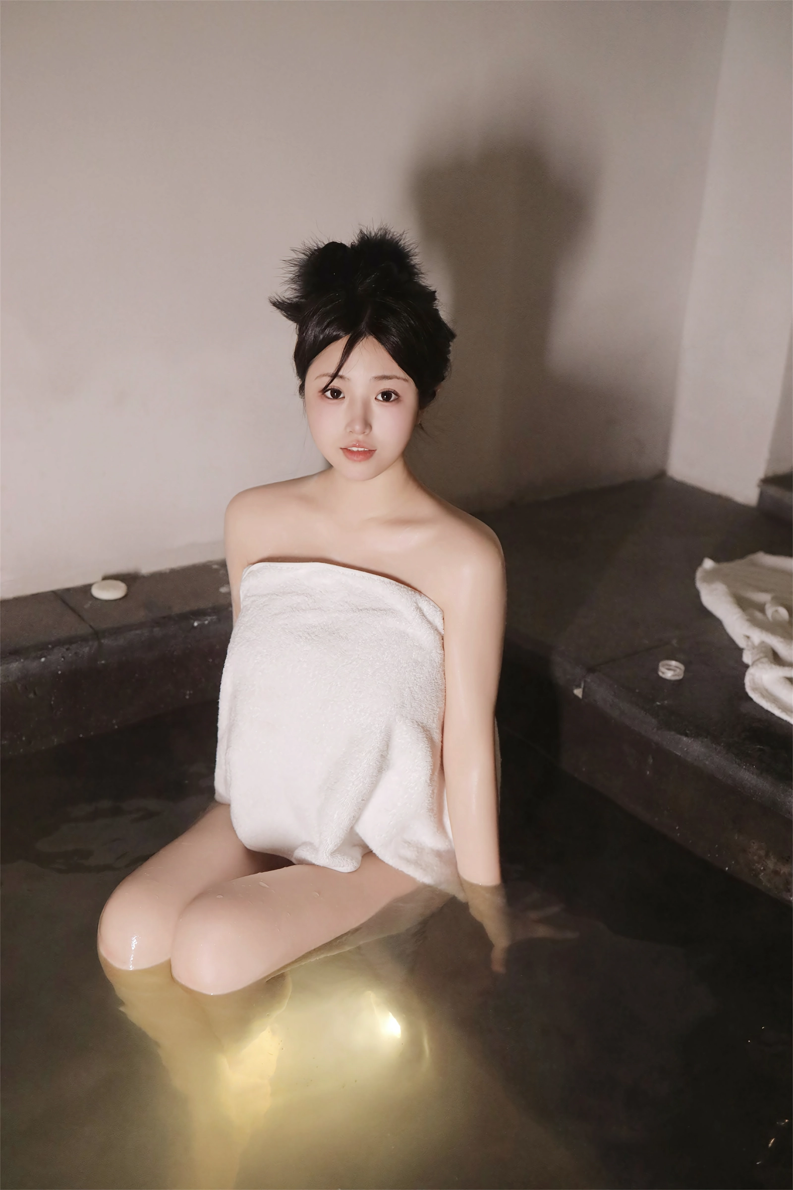陈小花 – 泡澡无水印无圣光版