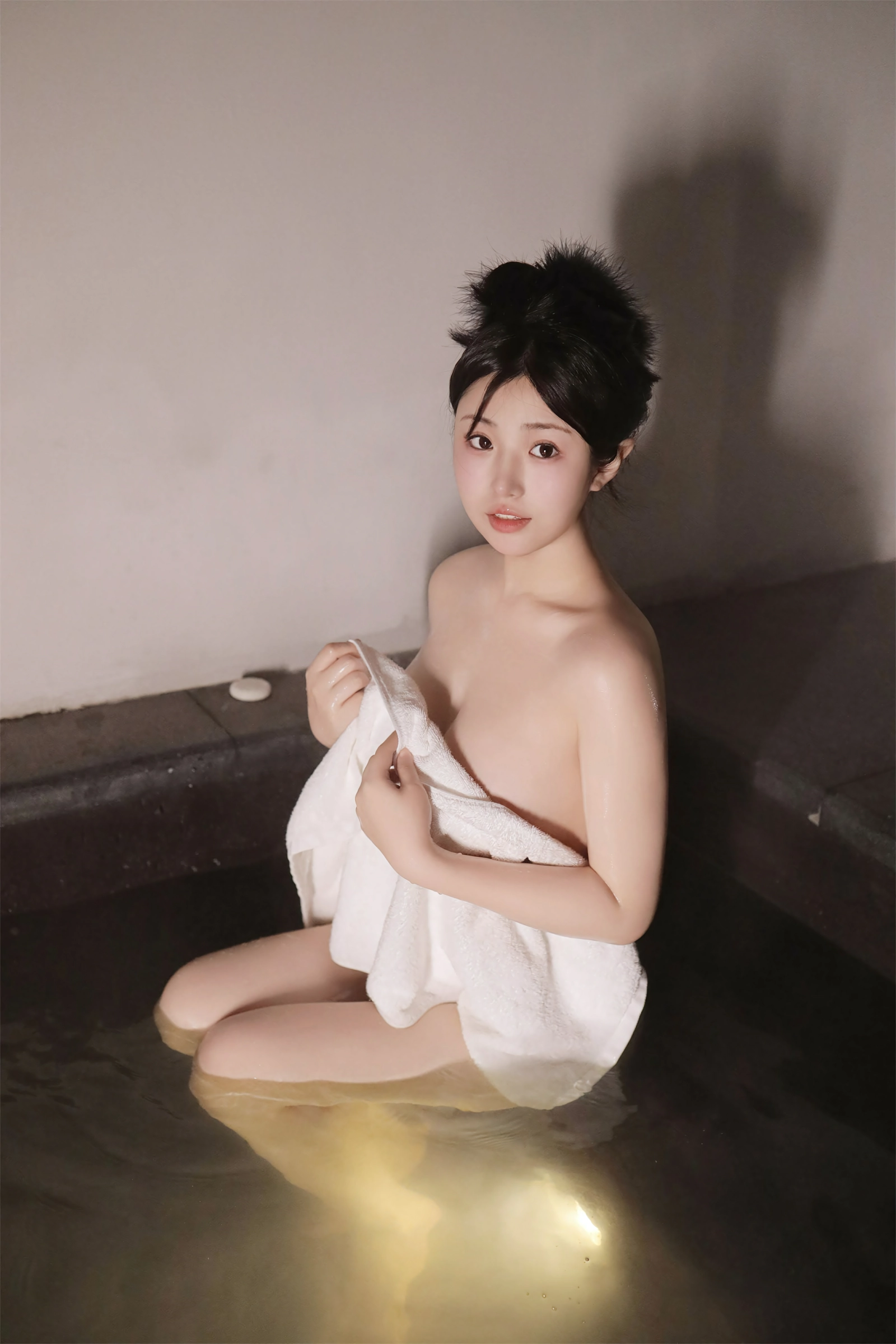 陈小花 – 泡澡无水印无圣光版-2P