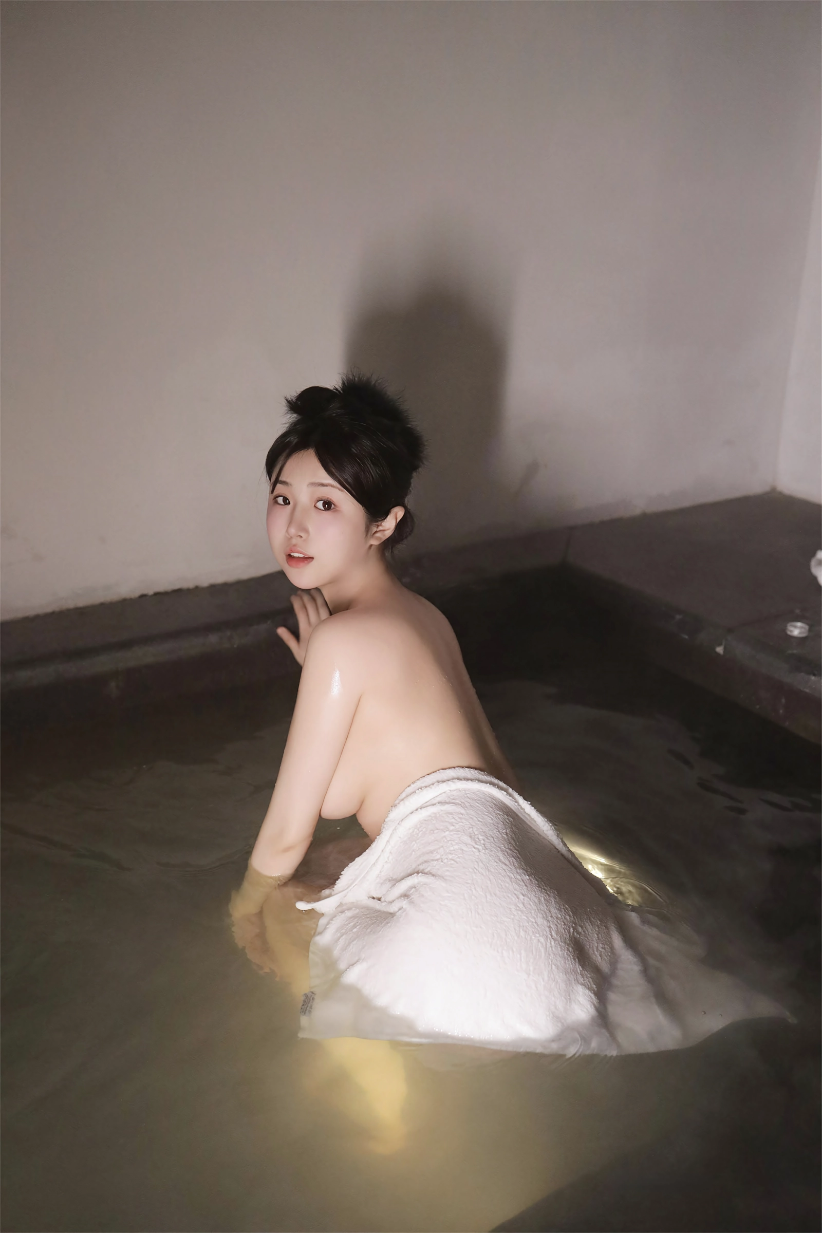 陈小花 – 泡澡无水印无圣光版-20P
