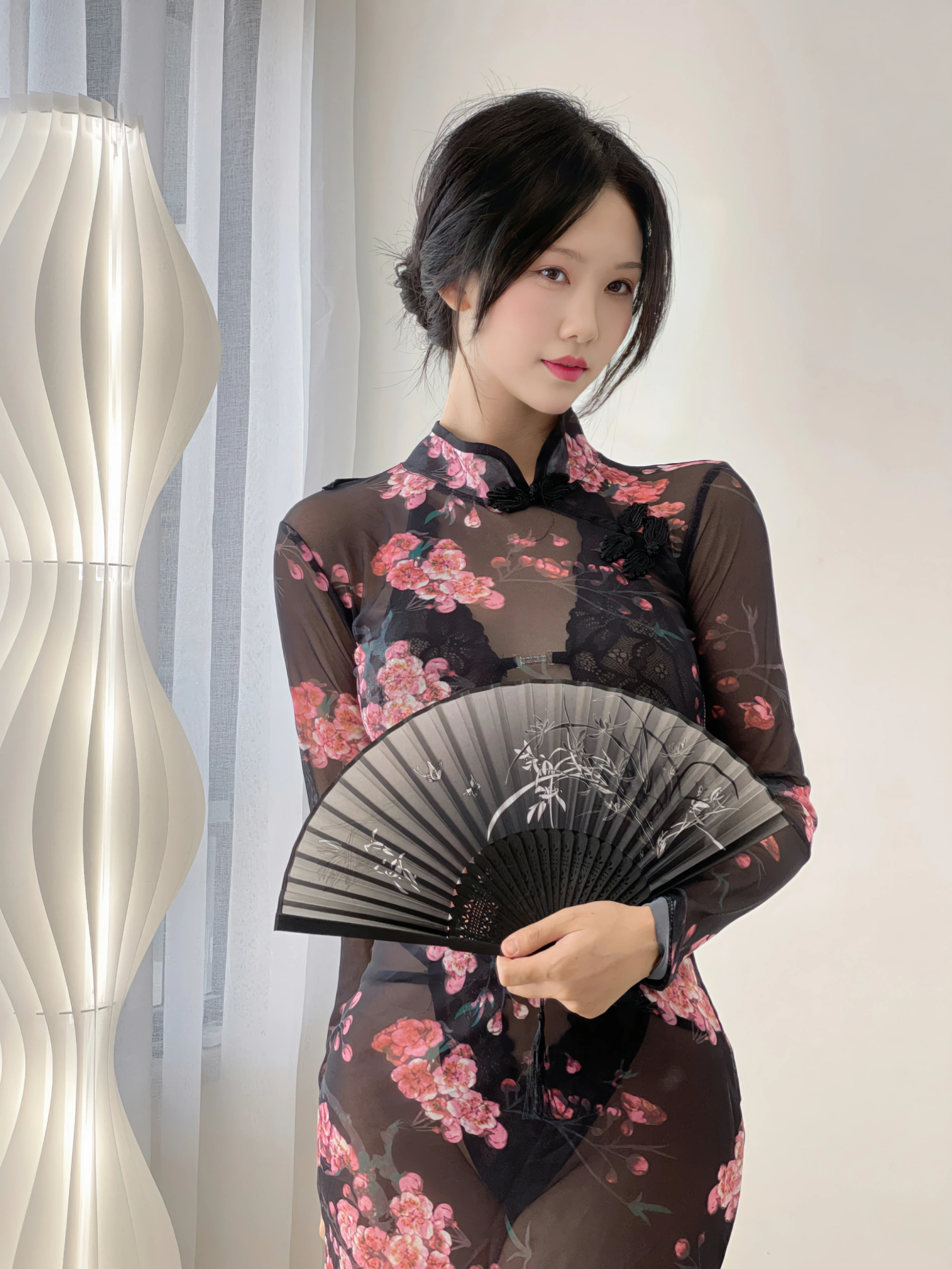 抖娘利世 – 情趣旗袍